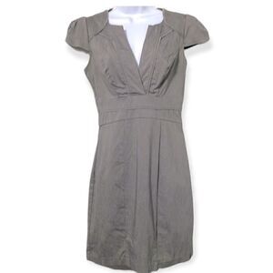 XOXO MIDI Sheath Dress Gray Cap Sleeve VNeck  Size 5/6‎